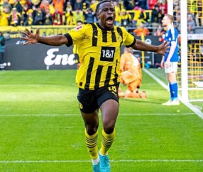 世俱杯买球网站-秦游夏：妖童主宰鲁尔德比，请多特大胆起用穆科科！