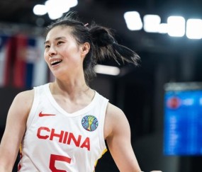 世俱杯买球网站-强势防守助女篮锁定小组第二！淘汰赛抽签稳赚不赔