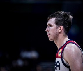 世俱杯买球平台-打新西兰落后10分？美国男篮也慢热 替补扭转势头